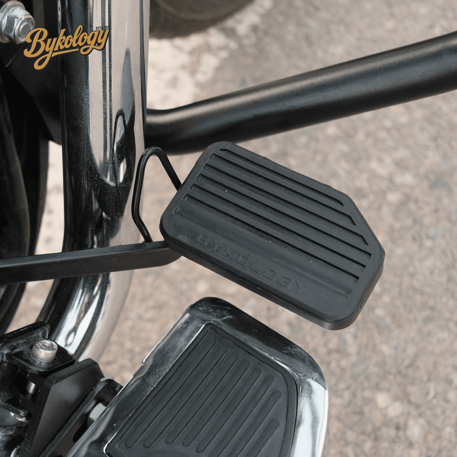 Royal Enfield Meteor 350 Brake Extenders 5 Royal Enfield Meteor 350 Brake Extenders - Image 5
