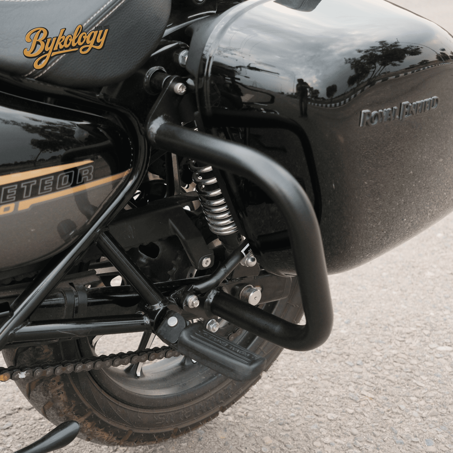 Pannier Guards for Royal Enfield Meteor 350 – Bykology 7 Pannier Guards for Royal Enfield Meteor 350 – Bykology - Image 7